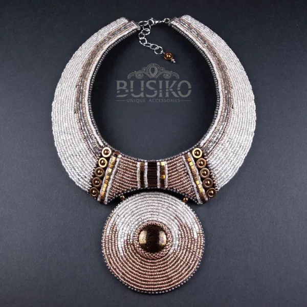 Busiko necklaces earrings 1