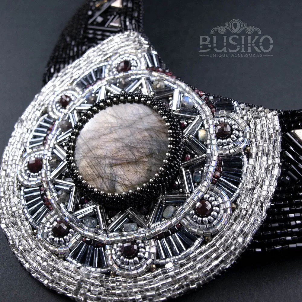 Busiko necklaces earrings 7
